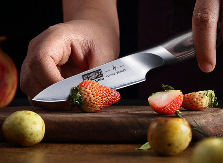 Knife Product Showcase
